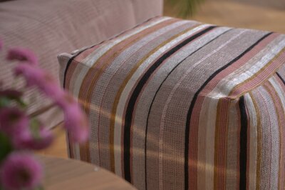 H.O.C.K. Mary Bean Cube Pouf 40x40x40cm Streifen flieder...