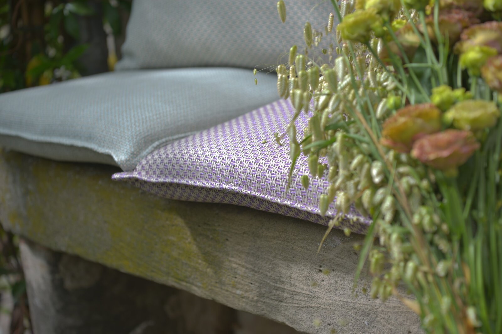 H.O.C.K. Linocea Outdoor Sitzkissen BLISS 40x40x6cm lila mit Biese col. 404520