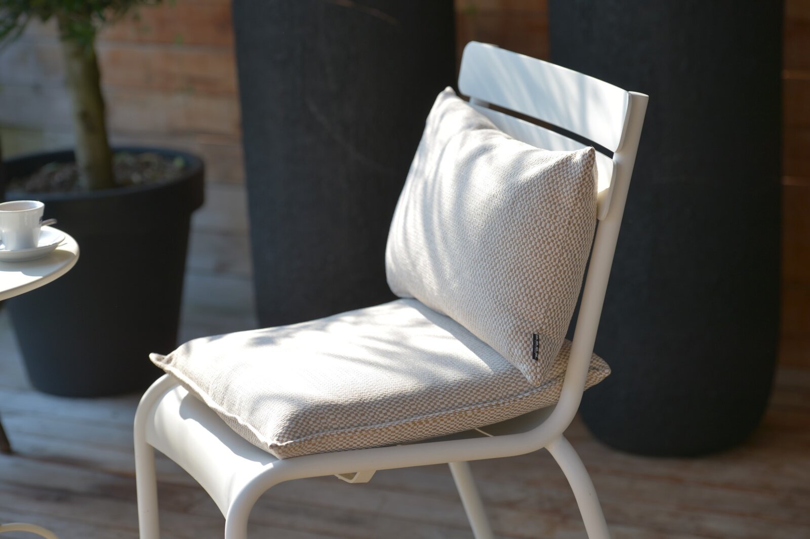 H.O.C.K. Brian Outdoor Kissen 45x45cm taupe beige weiß mit Biese kleingemustert