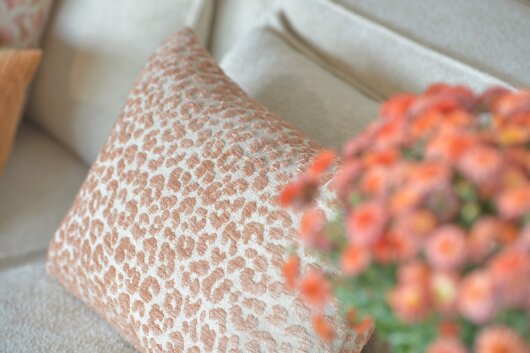 H.O.C.K. Tamaro Dekokissen 60x40cm salmon powder Leo-Muster