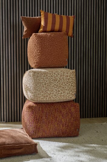 H.O.C.K. Becci Hocker Bean Cube 60x60x40cm terra burgund Bouclé-Struktur