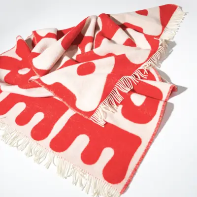KLEKKS Wolldecke "AMORE" rot beige mit Fransen 130x200cm