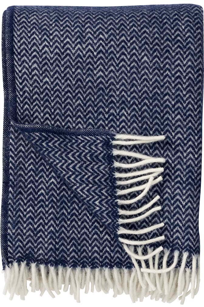 KLIPPAN Decke "Chevron" Plaid denim blau zickzack mit Fransen 130x200cm