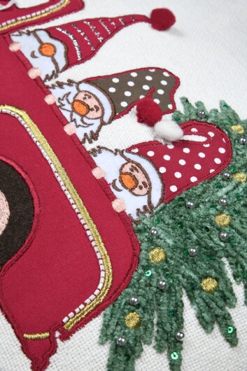 STF Dekokissen "Wichtelauto" gestickt Weihnachtskissen ca. 60x40cm