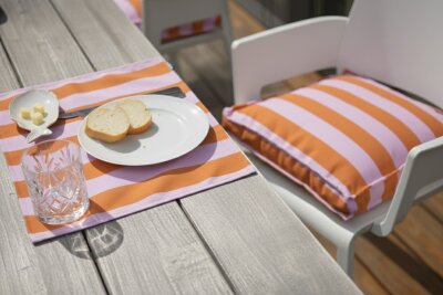 H.O.C.K. Riviera Stripe Outdoor Matratzenkissen 50x50x10cm Cognac Flieder Streifen