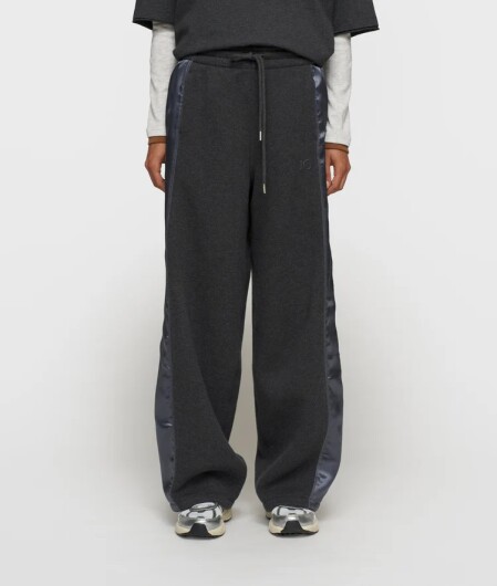 N.Y.A. | 10Days Western Jogger mit seitlichen Satineinsätzen anthrazit M