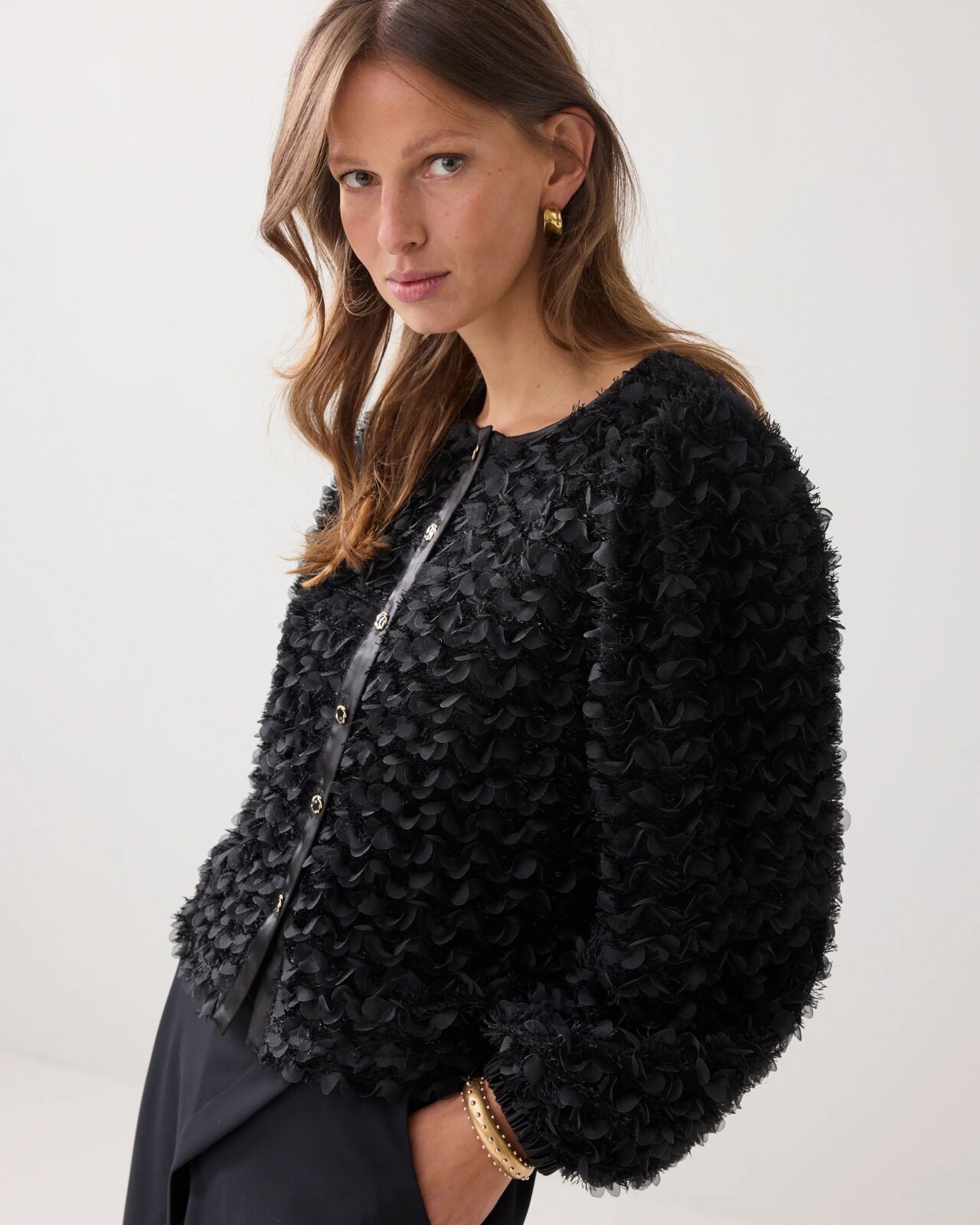 N.Y.A. | Summum Fluffy boxy Jacke schwarz