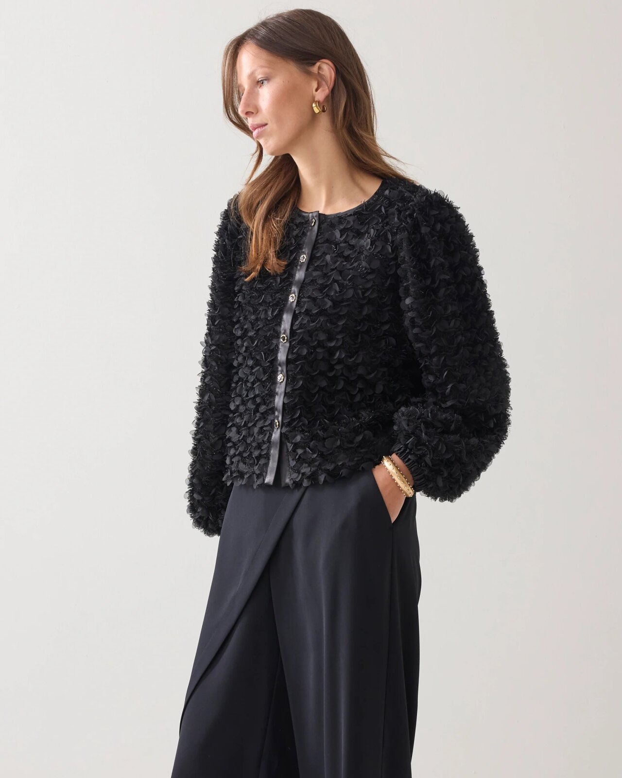 N.Y.A. | Summum Fluffy boxy Jacke schwarz L