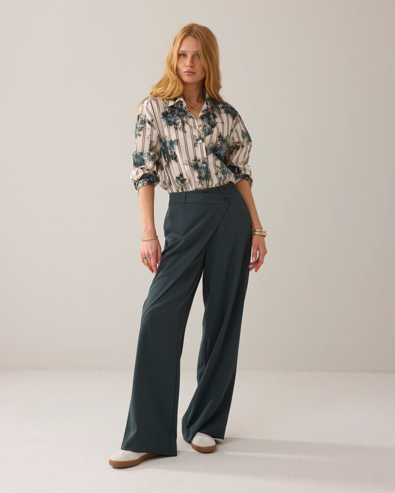 N.Y.A. | Summum weite Hose mit Umschlag grün M