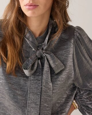N.Y.A. | Summum Metallic Bluse mit Diamanten silber M