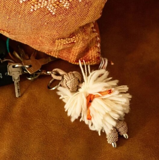 N.Y.A. | My Bob Schlüsselanhänger & Taschenanhänger Macramé handgemacht weiß - orange