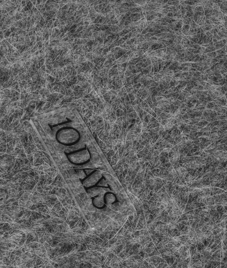 N.Y.A. | 10Days Flauschige Strickmütze dunkelgrau