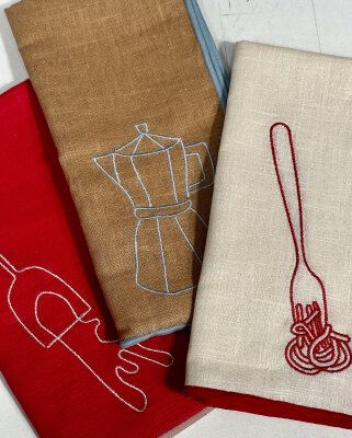 Maegen Servietten aus Leinen bestickt "Spaghetti" 2er Pack | beige