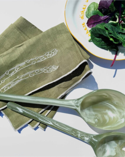 Maegen Servietten aus Leinen bestickt "Spargel" 2er Pack | olive
