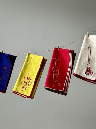 Maegen Servietten aus Leinen bestickt "Weinglas" 2er Pack