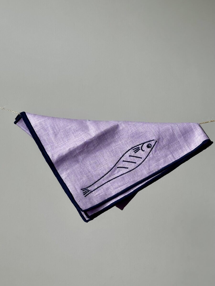 Maegen Servietten aus Leinen bestickt "Fisch" 2er Pack | lila