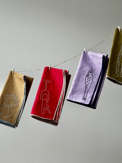 Maegen Servietten aus Leinen bestickt "Fisch" 2er Pack