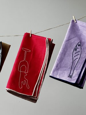 Maegen Servietten aus Leinen bestickt "Fisch" 2er Pack | lila