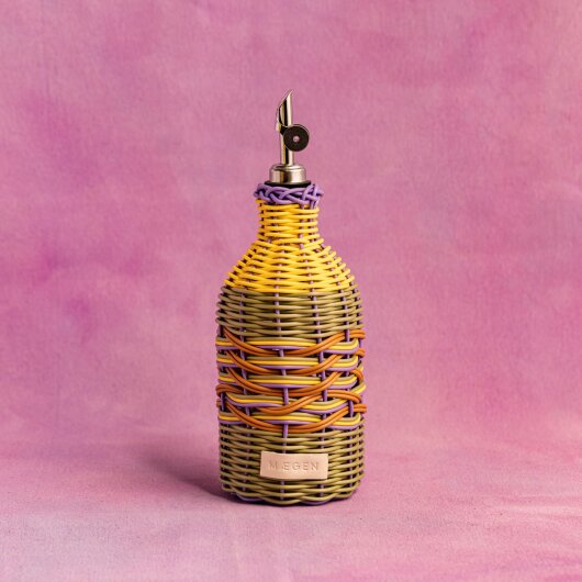 Maegen Glasölspender mit buntem Geflecht | yellow / lilac