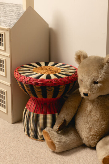 Maegen Beistelltisch Side table / Stool | black / cream