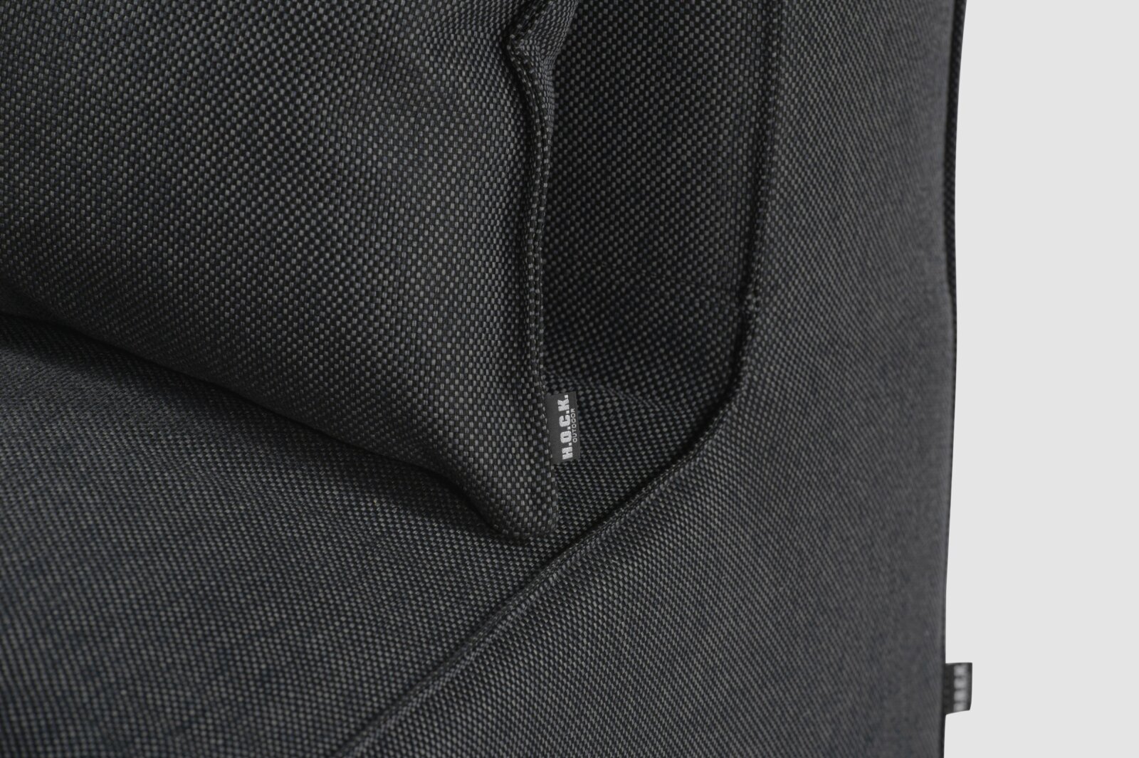 H.O.C.K. Zola Outdoor Lounge Sessel ca. 105x95x35cm (Rückenhöhe ca. 70 cm) SAZU Anthrazit-Schwarz