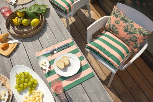 H.O.C.K. Riviera Stripe Outdoor Kissen mit Volant 45x45cm Green Rosé Streifen Rüschenkissen