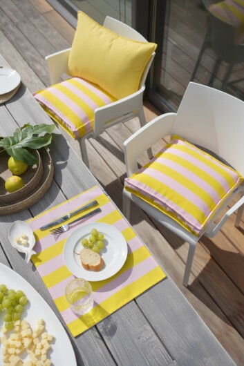 H.O.C.K. Riviera Stripe Outdoor Kissen mit Volant 45x45cm Yellow Rosé Streifen
