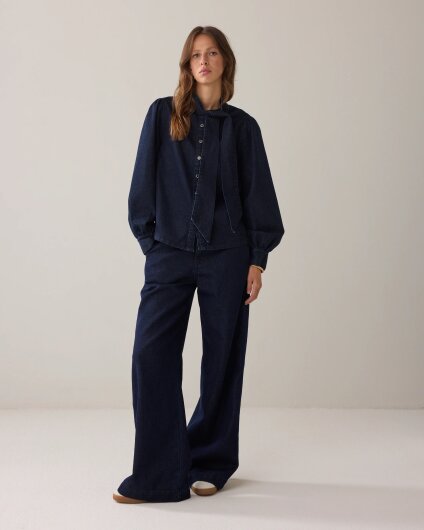 N.Y.A. | Summum Denim-Schleifenbluse mit Lurex M