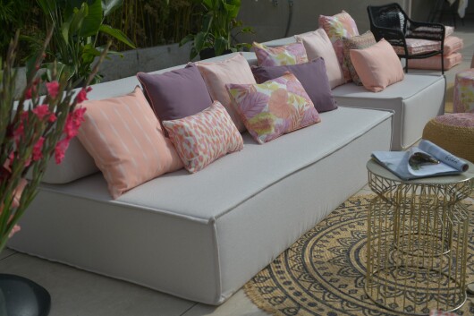 H.O.C.K. Sally Outdoor Hocker Pouf rund ø45x45cm col. 231 coral lachs sunny