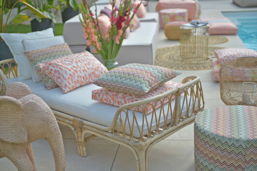 H.O.C.K. Sally Outdoor Hocker Pouf rund ø45x45cm col. 231 coral lachs sunny