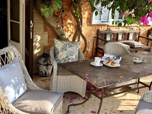 H.O.C.K. Eliza-Bouquet Outdoor Hocker Pouf rund ø45x45cm natur floral