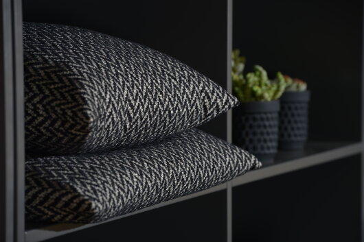 H.O.C.K. Zircono Hocker Cube eckig 45x45x45cm schwarz Zickzack