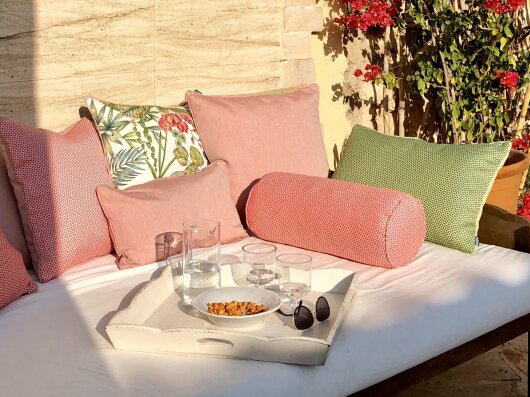 H.O.C.K. Lino-Leinen Outdoor Matratzenkissen 50x50x10cm melange berry