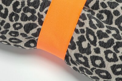 H.O.C.K. Hundedecke FRITZ M ca. 140x80cm mit Neonband - Schwarz Taupe Leomuster | Beige Teddyplüsch | Wildlife Mellow