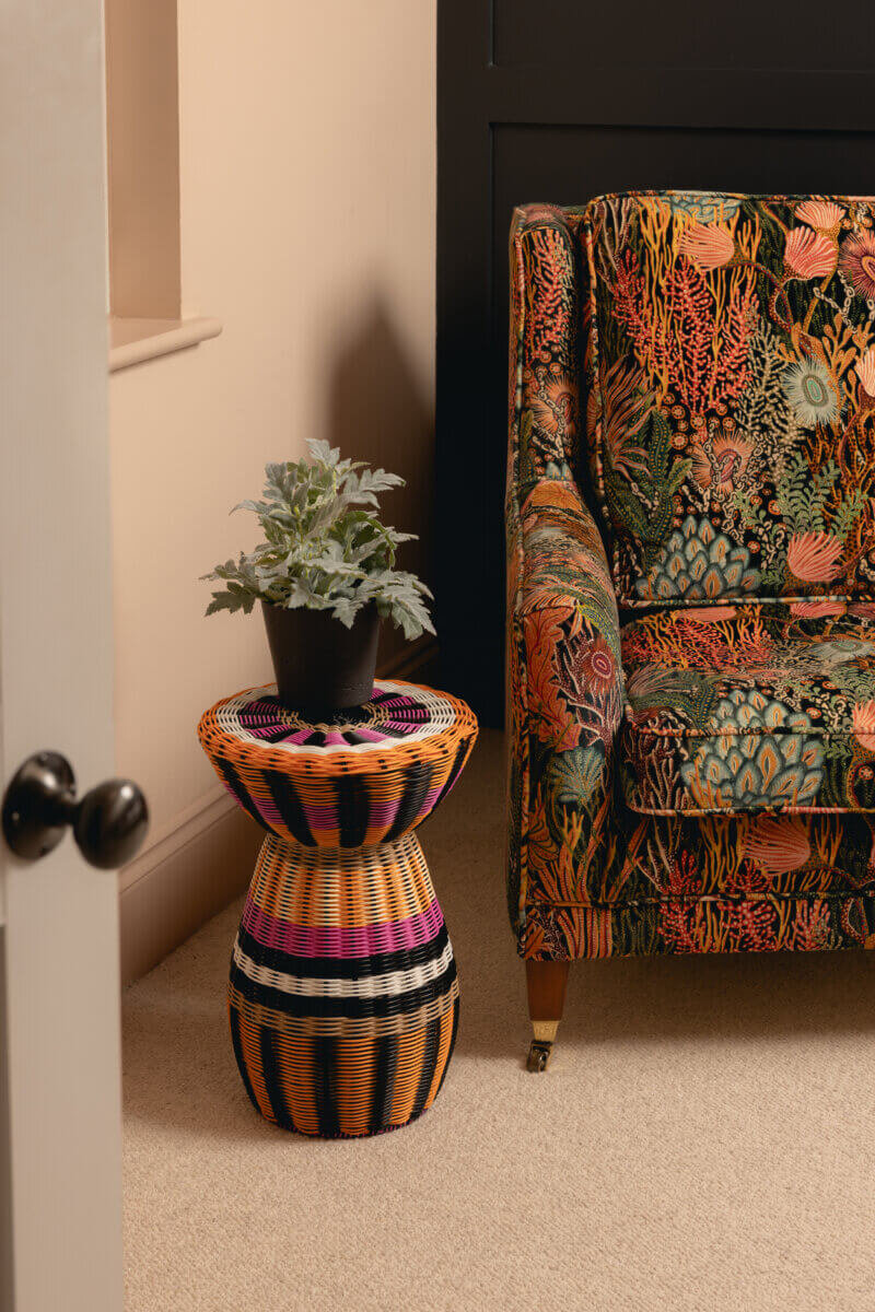 Maegen Beistelltisch gewebt Side table - Stool | orange pink