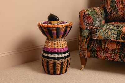 Maegen Beistelltisch gewebt Side table - Stool | orange pink