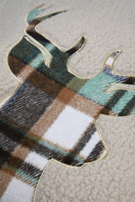 STF Dekokissen Hirsch Weihnachtskissen ca. 45x45cm | Teddykissen beige