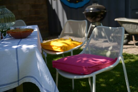 H.O.C.K. Classic Uni Outdoor Sitzkissen CLOU 40x40x5cm... H.O.C.K. Classic Uni Outdoor Sitzkissen CLOU 40x40x5cm pink sun