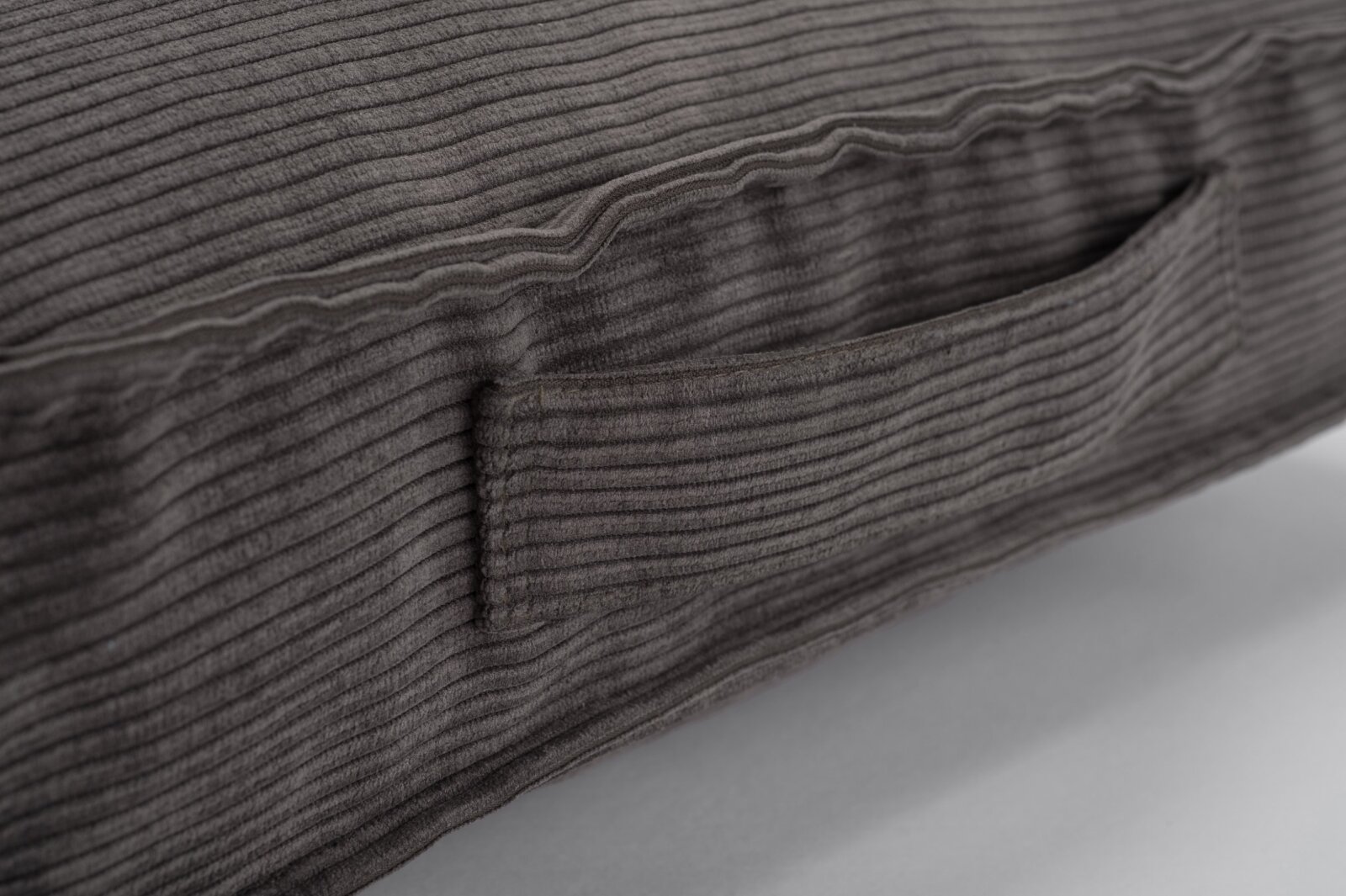 H.O.C.K. Cord Wave Matratzenkissen 50x50x10cm maiz col. 15