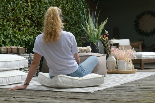 H.O.C.K. Classic Uni Outdoor Sitzkissen Palettenkissen Bodenkissen BODO 60x60x10cm himbeer raspberry C57