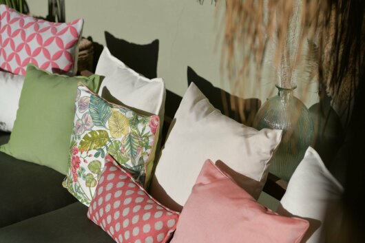 H.O.C.K. Eliza-Bouquet Outdoor Wendekissen Blumen-Motiv mit Keder 50x50cm green-berry
