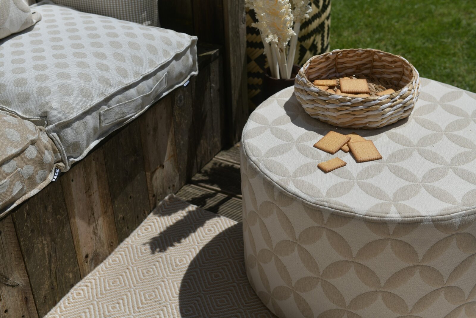 H.O.C.K. Luna Outdoor Hocker rund Pouf ø60x40cm natur