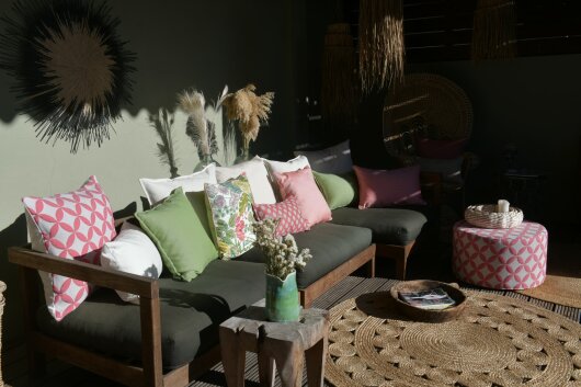 H.O.C.K. Luna Outdoor Hocker rund Pouf ø60x40cm berry