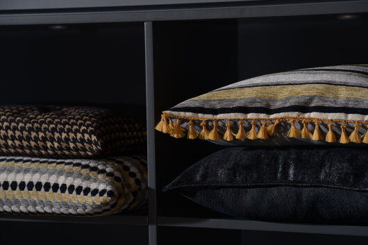 H.O.C.K. Coven Kissen 60x40cm schwarz/gold col. 17
