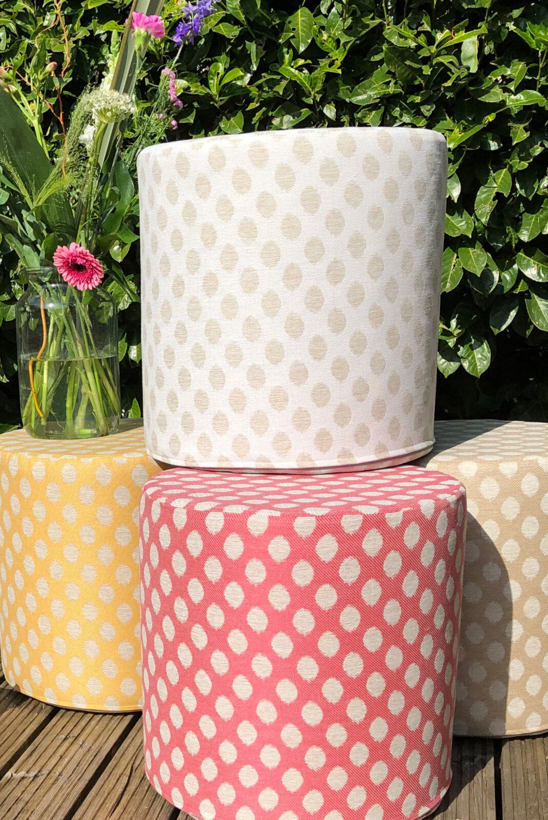 H.O.C.K. Banno dots Outdoor Hocker rund Pouf ø45x45cm Punkte rot nanu