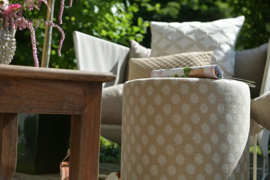 H.O.C.K. Banno dots Outdoor Hocker rund Pouf ø45x45cm Punkte beige nanu