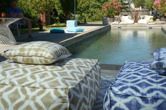 H.O.C.K. Badu Batik Yale Outdoor Loungehocker 90x90x40cm col. 01 natur beige