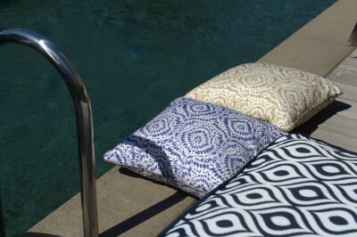 H.O.C.K. Badu Batik Steel Outdoor Kissen mit Keder 50x50cm col. 03 blau