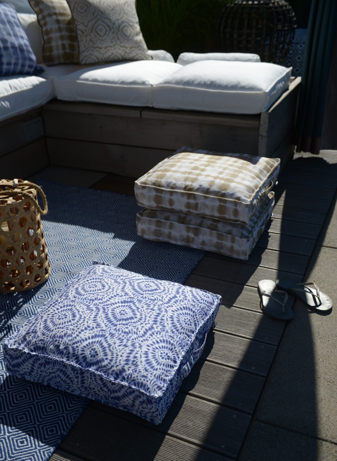 H.O.C.K. Badu Batik Midnight Outdoor Matratzenkissen 50x50x10cm col. 03 blau