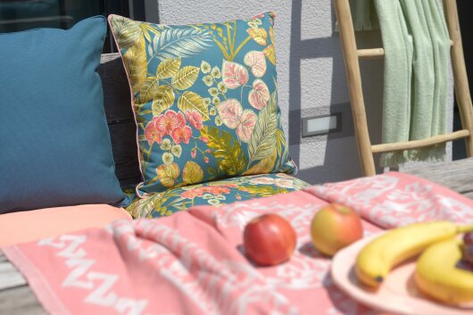 H.O.C.K. Eliza-Bouquet Outdoor Wendekissen Blumen-Motiv mit Keder 50x50cm petrol